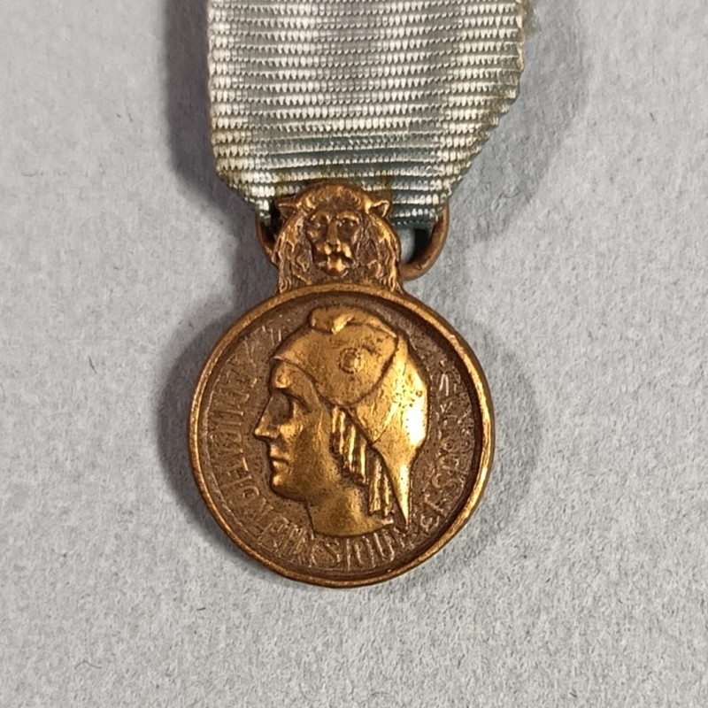 FRANCE REDUCTION DE LA MEDAILLE CLASSE BRONZE DE LA JEUNESSE DES SPORTS ET DE L'ENGAGEMENT ASSOCIATIF